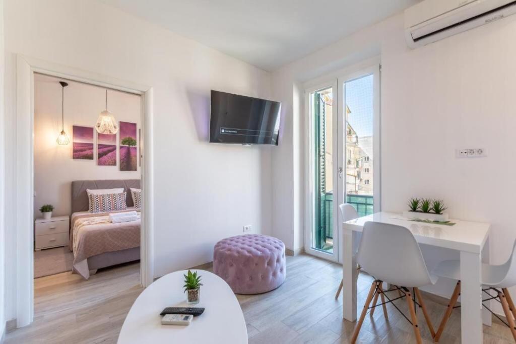 Apartments And Room Poesia Split Luaran gambar