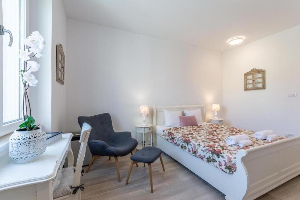 Apartments And Room Poesia Split Luaran gambar